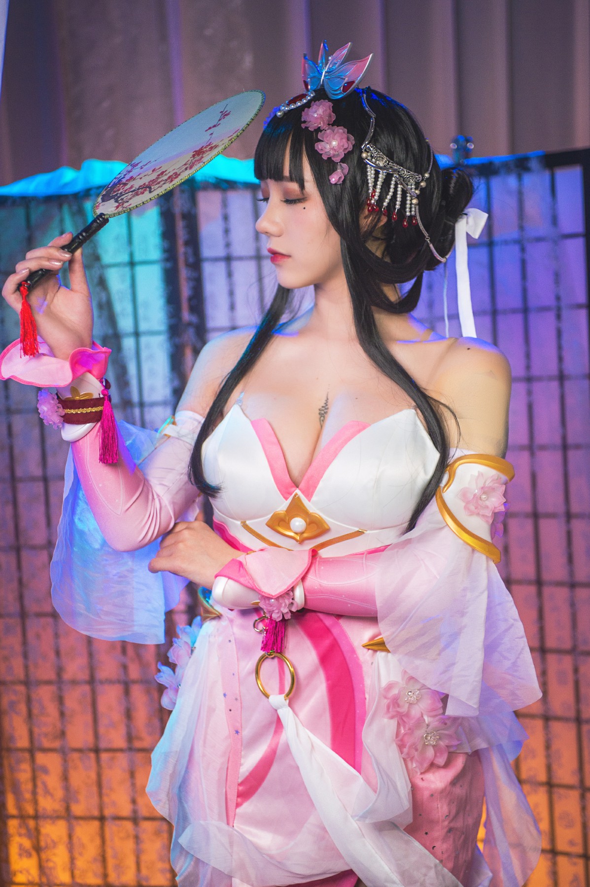 [Cosplay]洛丽塔大哥 - 甄姬